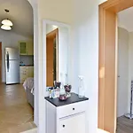 Loredana Kat By Interhome *