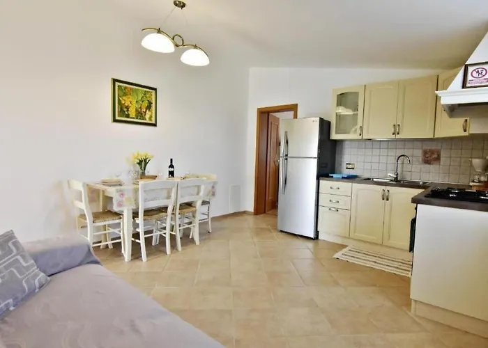 Loredana Kat By Interhome