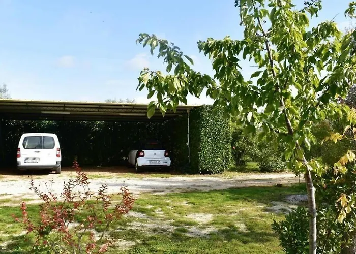 Apartman Loredana Kat By Interhome