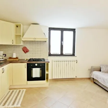 Loredana Kat By Interhome *